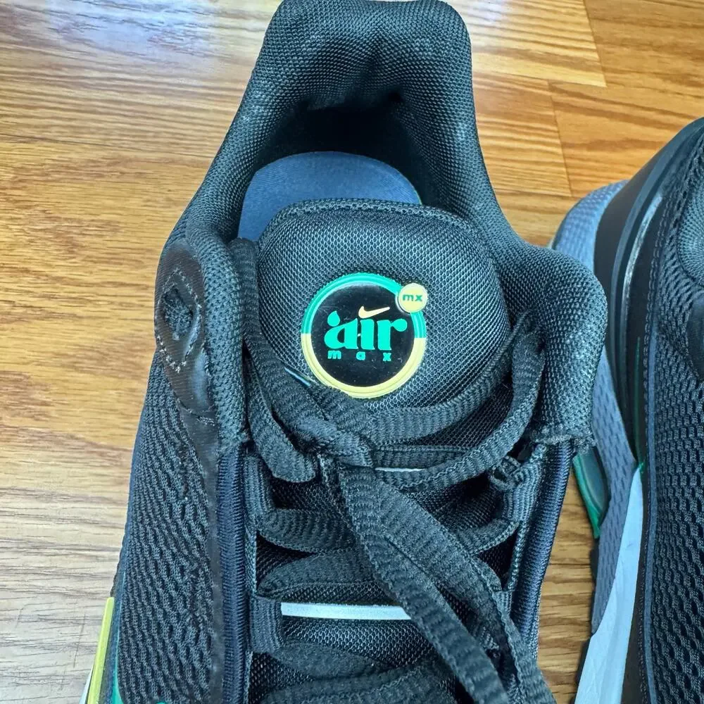 Like New Nike Air Max Pulse Black Malachite Size 8